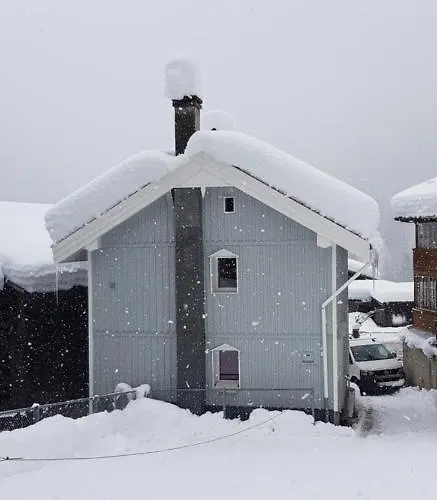 Casa Cuschina - Mit Sauna In Der Schoenen Surselva Hébergement de vacances Dardin