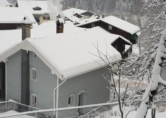 Prázdninový dům Casa Cuschina - Mit Sauna In Der Schoenen Surselva Dardin