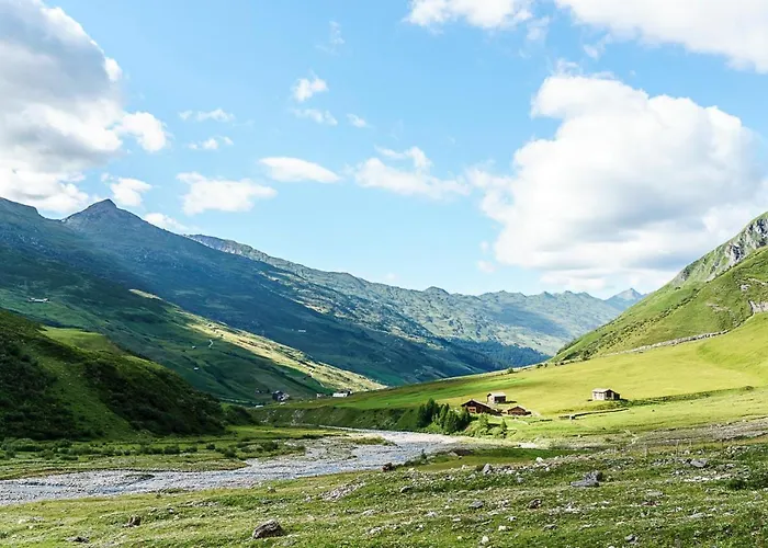 Casa Cuschina - Mit Sauna In Der Schoenen Surselva Hébergement de vacances Dardin